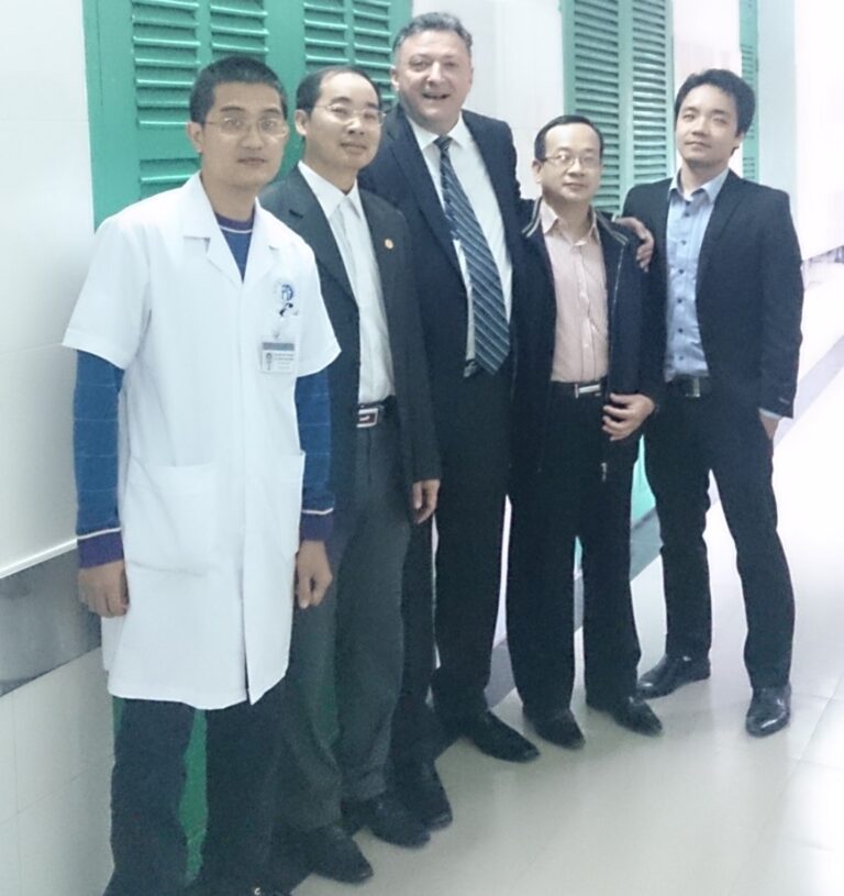 Dr. Eldin Karaikovic - St Pauls Hospital, Ha Noi, Viet Nam 2015-
